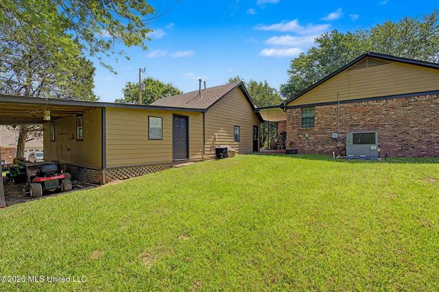 7695 Hummingbird Drive, Olive Branch, MS 38654