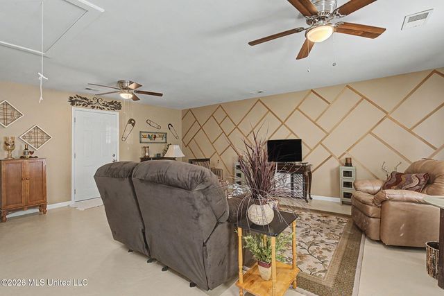 7695 Hummingbird Drive, Olive Branch, MS 38654