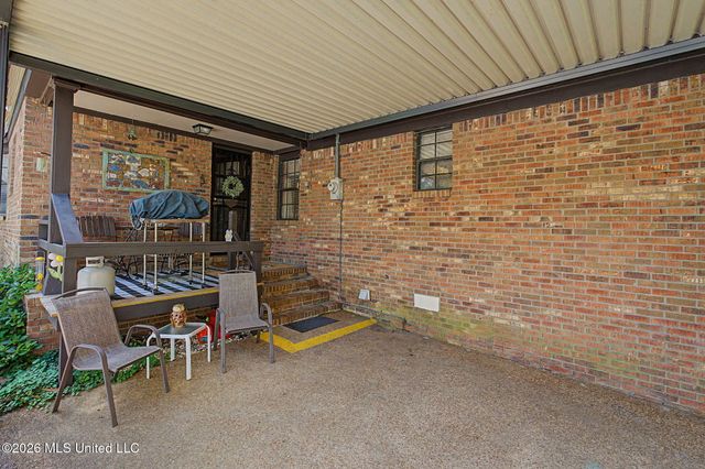 7695 Hummingbird Drive, Olive Branch, MS 38654