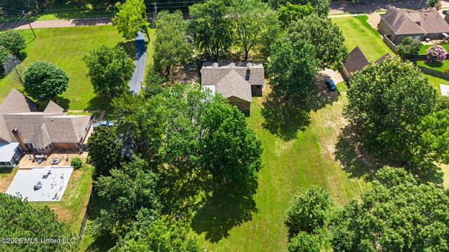 7695 Hummingbird Drive, Olive Branch, MS 38654