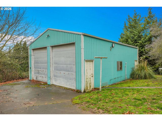 1909 Ne 49TH St, Vancouver, WA 98663