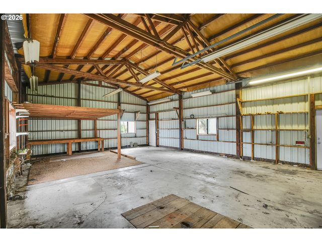 1909 Ne 49TH St, Vancouver, WA 98663