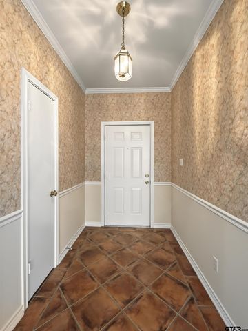 5401 Hollytree Dr, Unit 602, Tyler, TX 75703