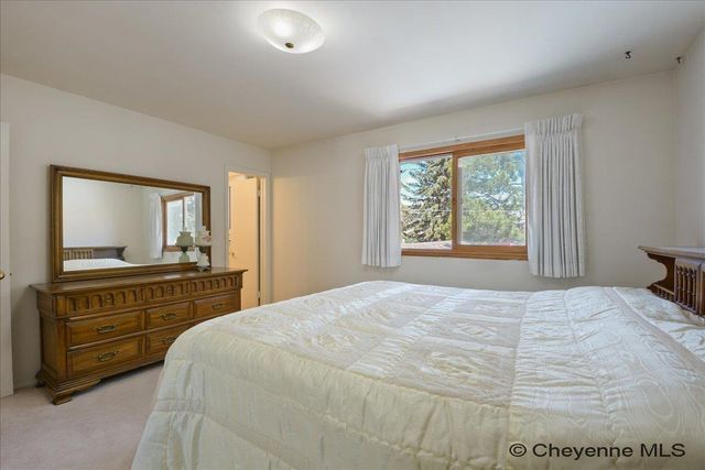 3240 FIR DR, Cheyenne, WY 82001