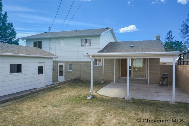 3240 FIR DR, Cheyenne, WY 82001