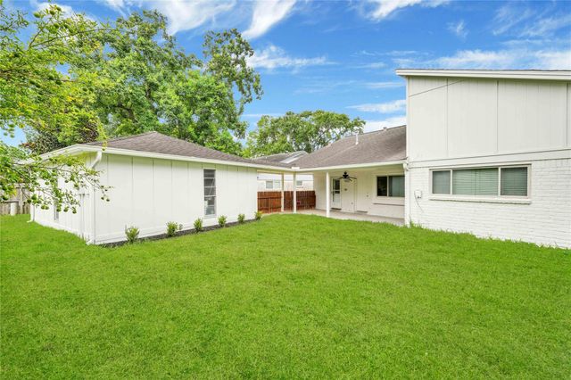 14003 Briarworth Drive, Houston, TX 77077