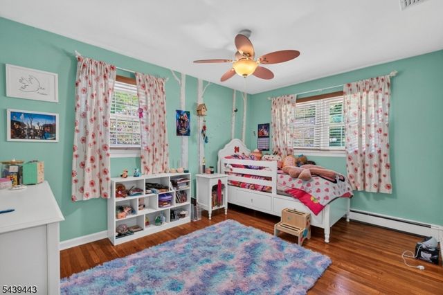 5 Drexel Ct, Parsippany-troy Hills Twp., NJ 07005