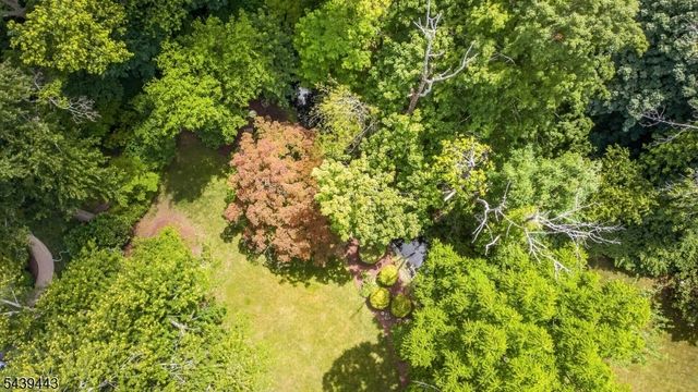 5 Drexel Ct, Parsippany-troy Hills Twp., NJ 07005