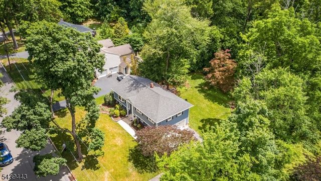 5 Drexel Ct, Parsippany-troy Hills Twp., NJ 07005