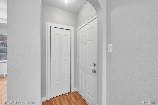 18046 Steel Street, Detroit, MI 48235