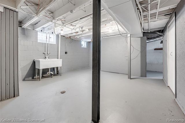 18046 Steel Street, Detroit, MI 48235