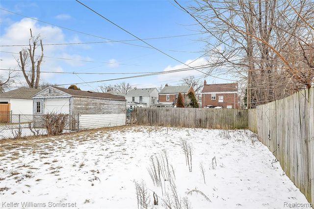 18046 Steel Street, Detroit, MI 48235