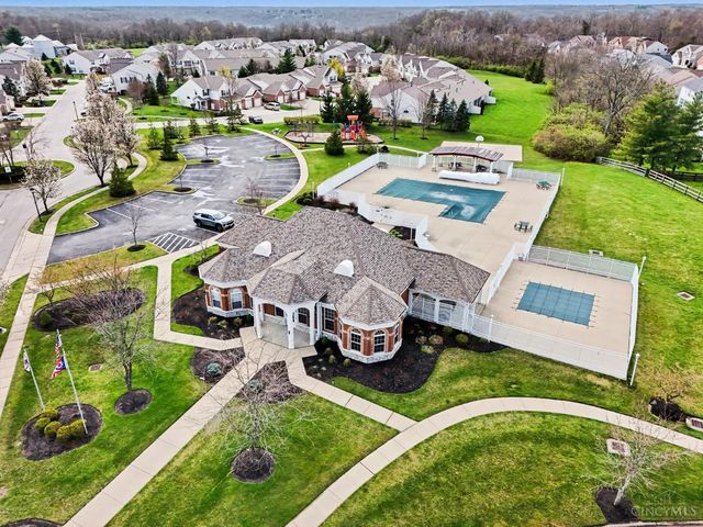 2047 Commons Circle, Batavia, OH 45103