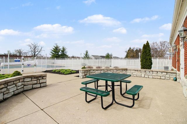 2047 Commons Circle, Batavia, OH 45103