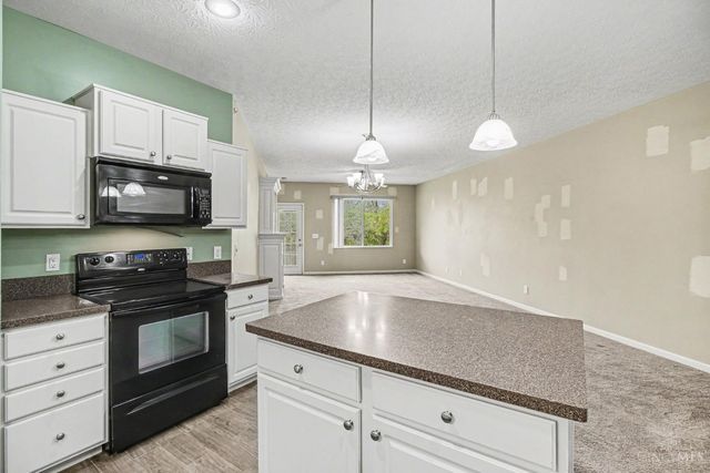 2047 Commons Circle, Batavia, OH 45103