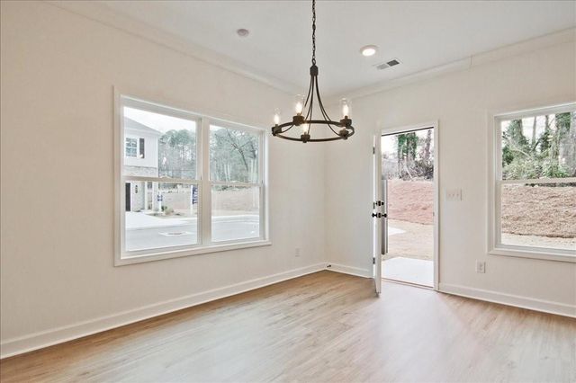 542 Feldspar Way, Lawrenceville, GA 30043