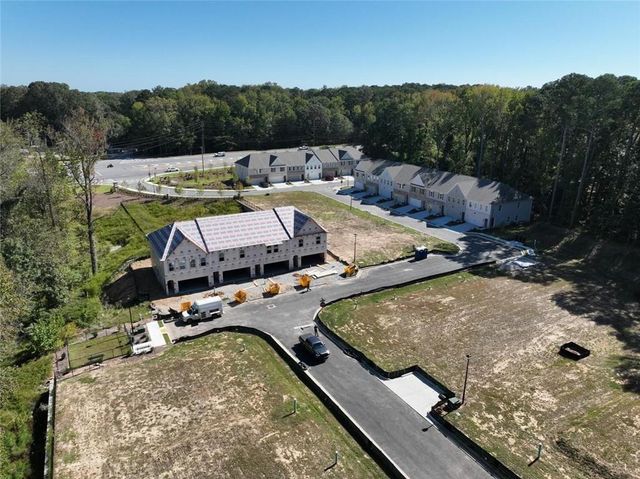 542 Feldspar Way, Lawrenceville, GA 30043
