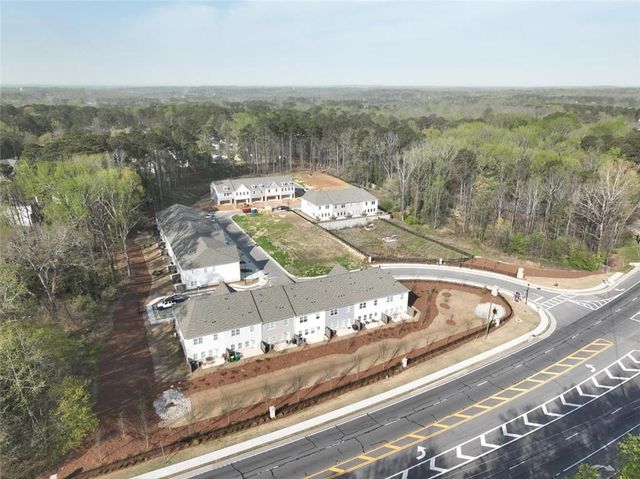 542 Feldspar Way, Lawrenceville, GA 30043