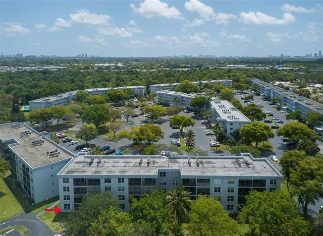 113 ROYAL PARK Drive 1H, Oakland Park, FL 33309
