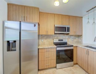 113 ROYAL PARK Drive 1H, Oakland Park, FL 33309