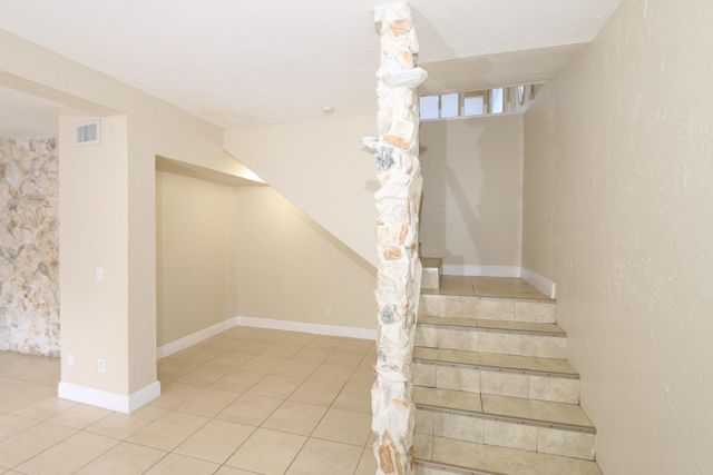 4916 Silver Oak Drive, Fort Pierce, FL 34982