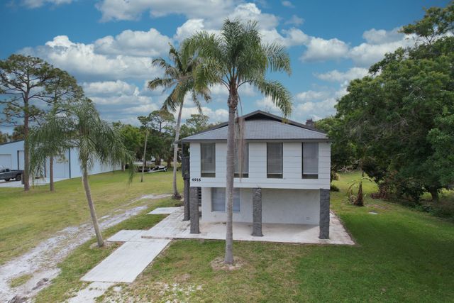 4916 Silver Oak Drive, Fort Pierce, FL 34982