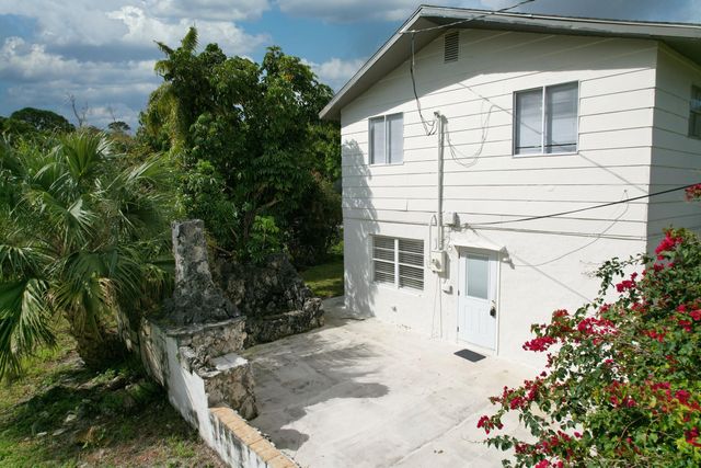 4916 Silver Oak Drive, Fort Pierce, FL 34982