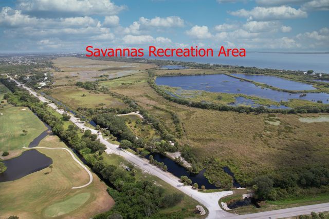 4916 Silver Oak Drive, Fort Pierce, FL 34982