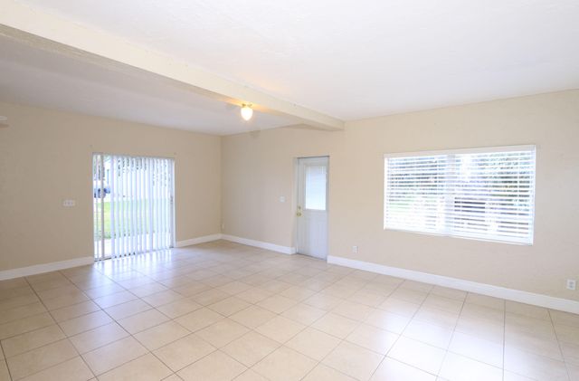 4916 Silver Oak Drive, Fort Pierce, FL 34982