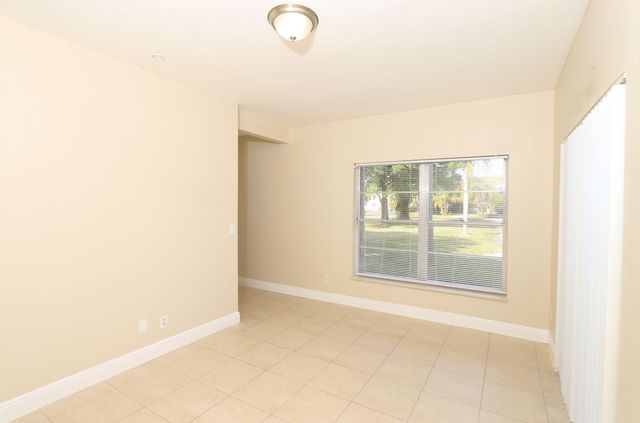 4916 Silver Oak Drive, Fort Pierce, FL 34982