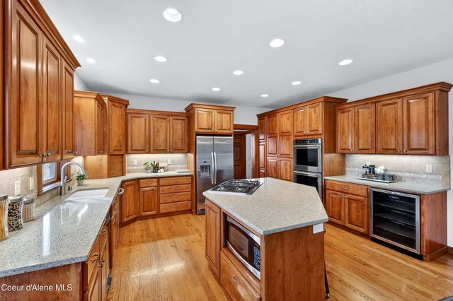 1709 S Steen Rd, Veradale, WA 99037