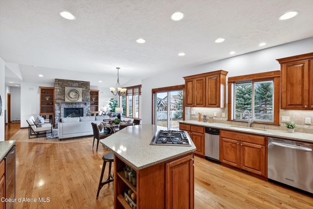 1709 S Steen Rd, Veradale, WA 99037