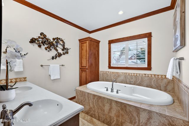 1709 S Steen Rd, Veradale, WA 99037