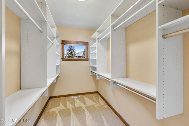 1709 S Steen Rd, Veradale, WA 99037