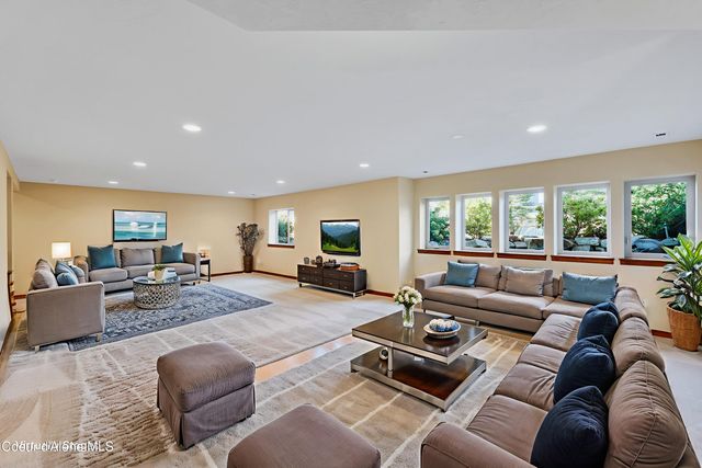 1709 S Steen Rd, Veradale, WA 99037