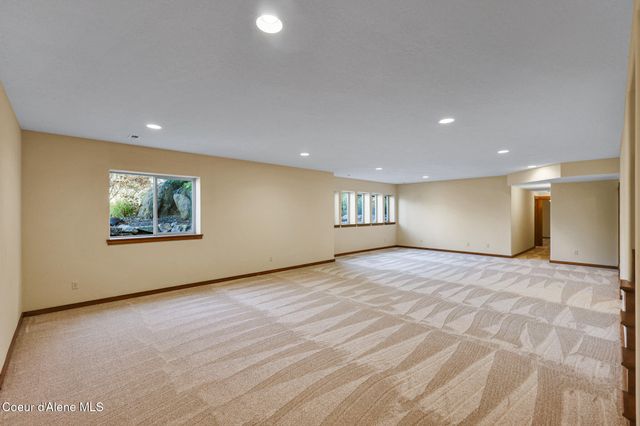 1709 S Steen Rd, Veradale, WA 99037