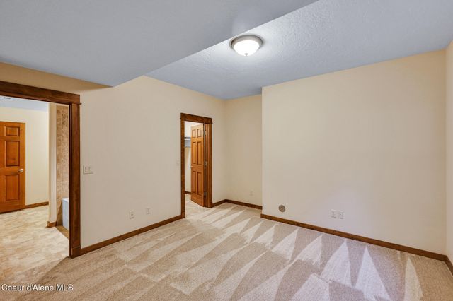 1709 S Steen Rd, Veradale, WA 99037