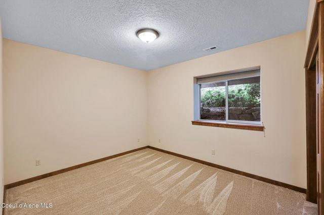 1709 S Steen Rd, Veradale, WA 99037