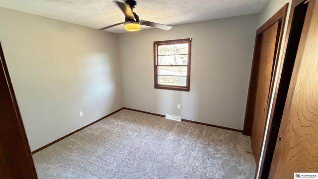 4312 N 85th Avenue Circle, Omaha, NE 68134