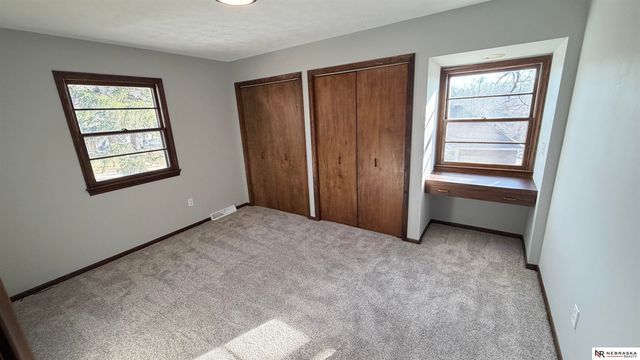 4312 N 85th Avenue Circle, Omaha, NE 68134