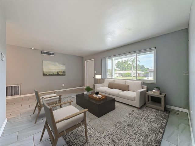 890 7TH AVENUE NE, Largo, FL 33770