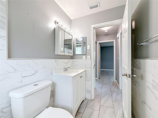 890 7TH AVENUE NE, Largo, FL 33770