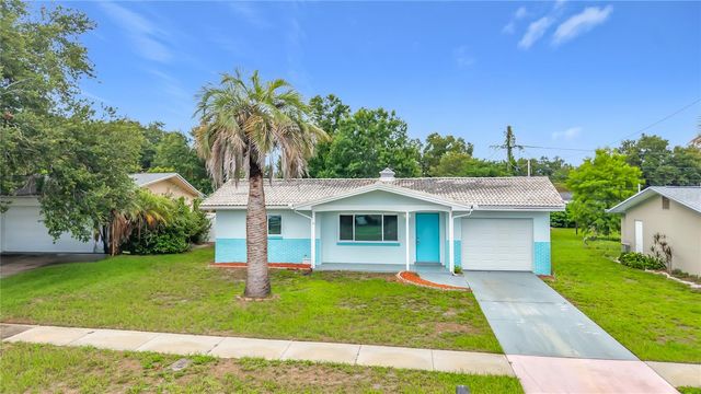 890 7TH AVENUE NE, Largo, FL 33770