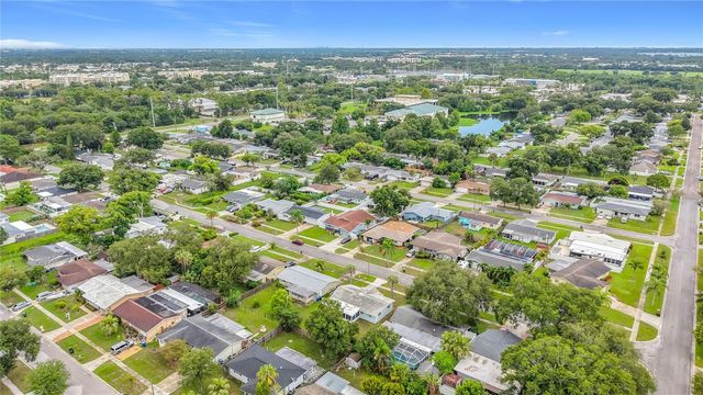 890 7TH AVENUE NE, Largo, FL 33770