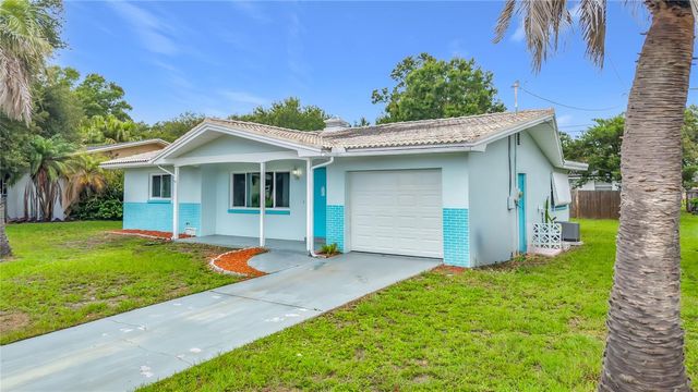 890 7TH AVENUE NE, Largo, FL 33770