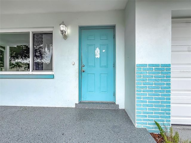 890 7TH AVENUE NE, Largo, FL 33770