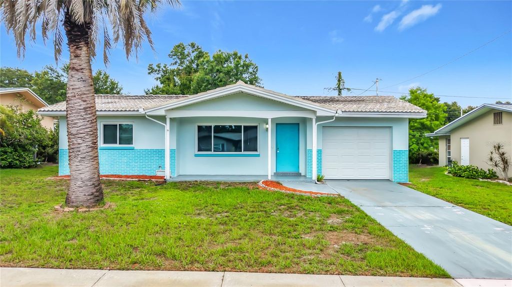 890 7TH AVENUE NE, Largo, FL 33770
