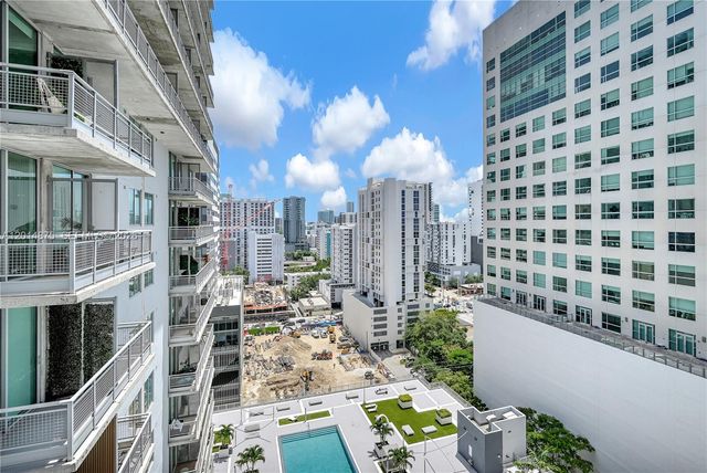 690 SW 1st Ct 1934, Miami, FL 33130