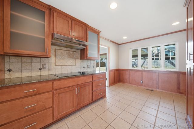 3505 E 70th Place, Tulsa, OK 74136