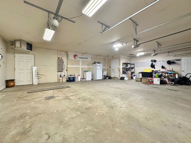 21 Roberts St, Burlington, ND 58722